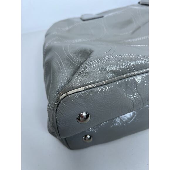 Coach Gray Silver Kiss Lock Handbag Purse F15658 - Picture 8 of 16